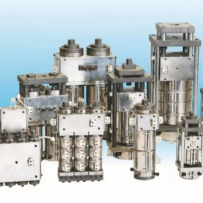 comprar Cabeça de Matriz Polida a Espelho 42CrMo para Máquinas de Moldagem por Sopro com Mínimo de 8 Anos de Vida online manufacture