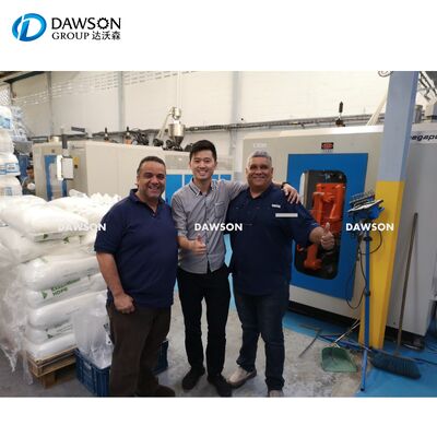 Consumo de água 80 LMIN Máquina de moldagem de sopro por extrusão Molde Plate Tamanho 320 MM Ideal para fabricação de garrafas de óleo 0-5L