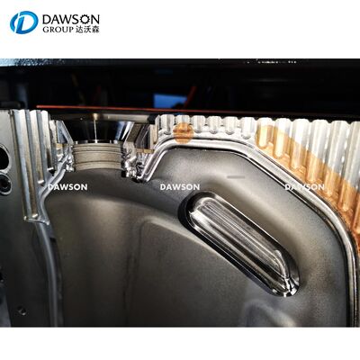 Consumo de água 80 LMIN Máquina de moldagem de sopro por extrusão Molde Plate Tamanho 320 MM Ideal para fabricação de garrafas de óleo 0-5L